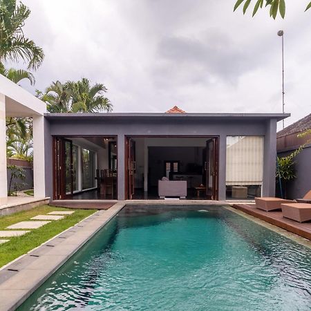 Casa Priya Canggu Buitenkant foto
