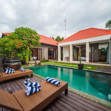 Casa Priya Canggu Buitenkant foto