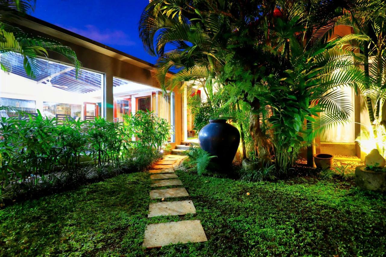 Casa Priya Canggu Buitenkant foto